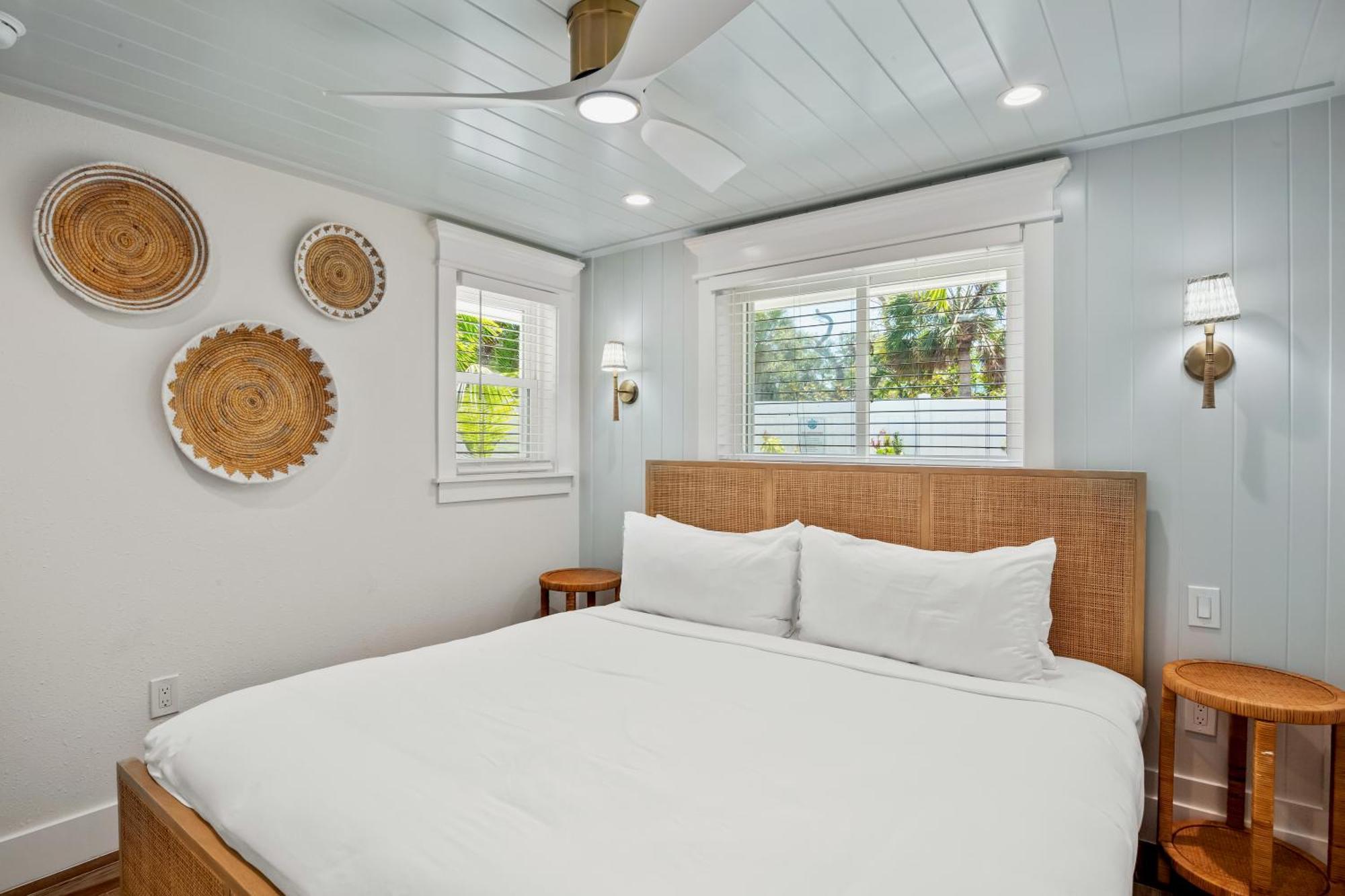 Tropical Breeze Resort Sarasota Bagian luar foto