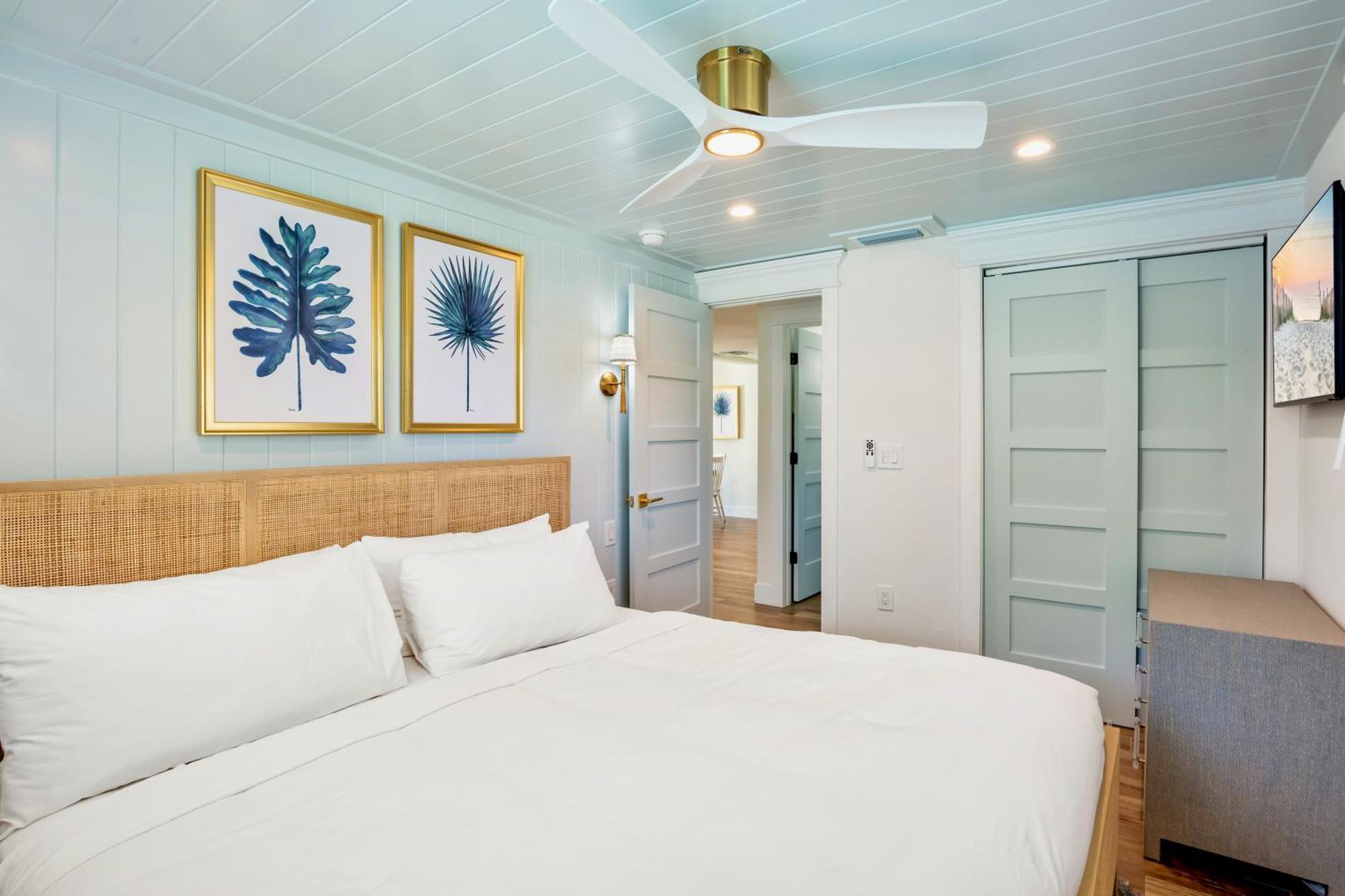 Tropical Breeze Resort Sarasota Bagian luar foto