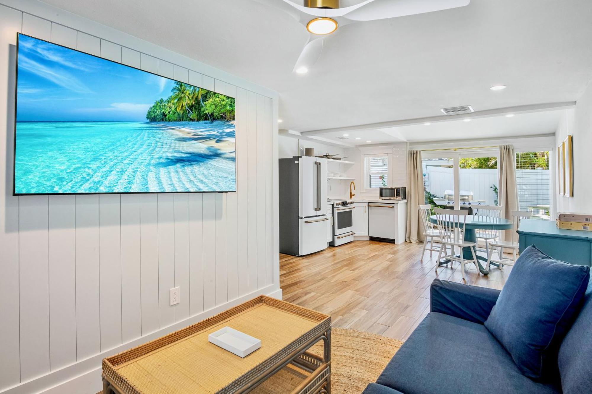 Tropical Breeze Resort Sarasota Bagian luar foto